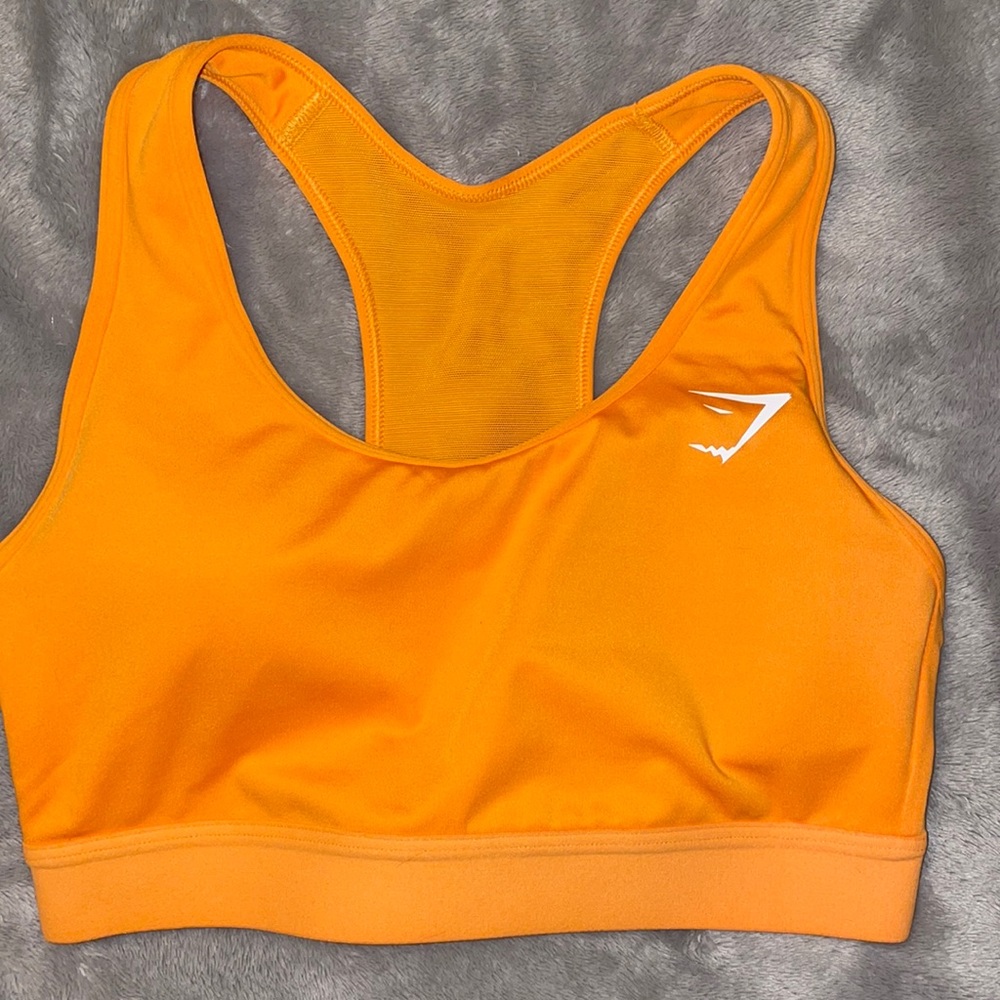 Bright orange gym shark sports bra. EUC✨